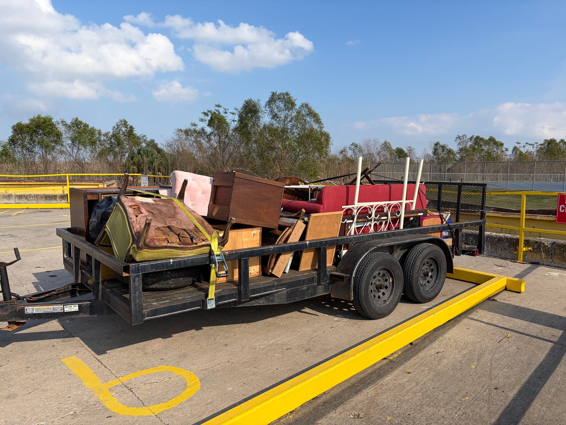 Gallery photos for Efficient Junk Removal in Metairie: Image #1