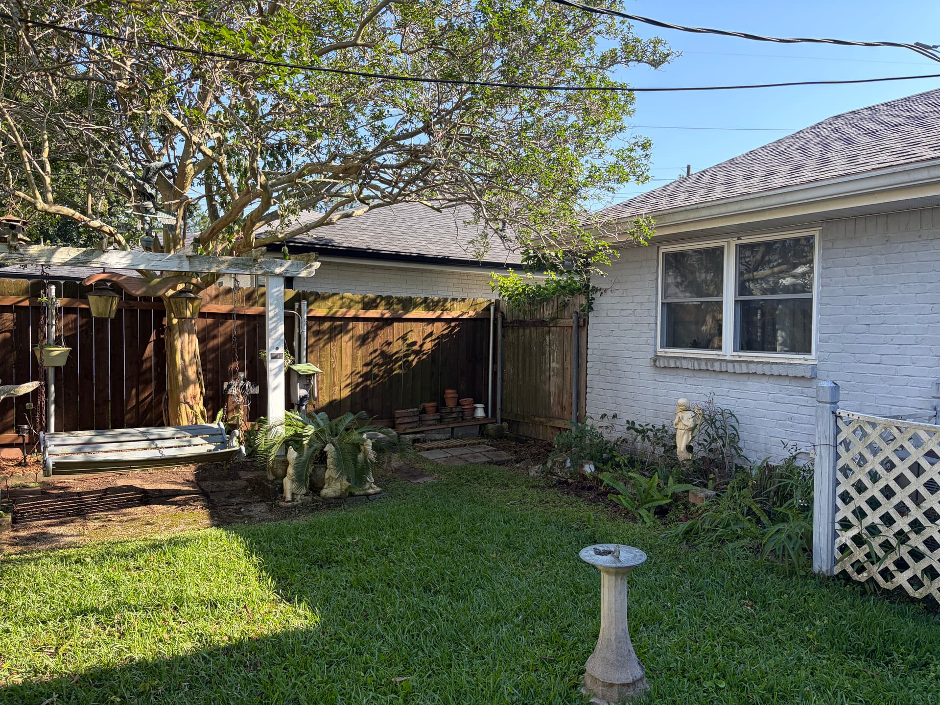 Gallery photos for Backyard Cleanup That Actually Makes a Difference: Image #6