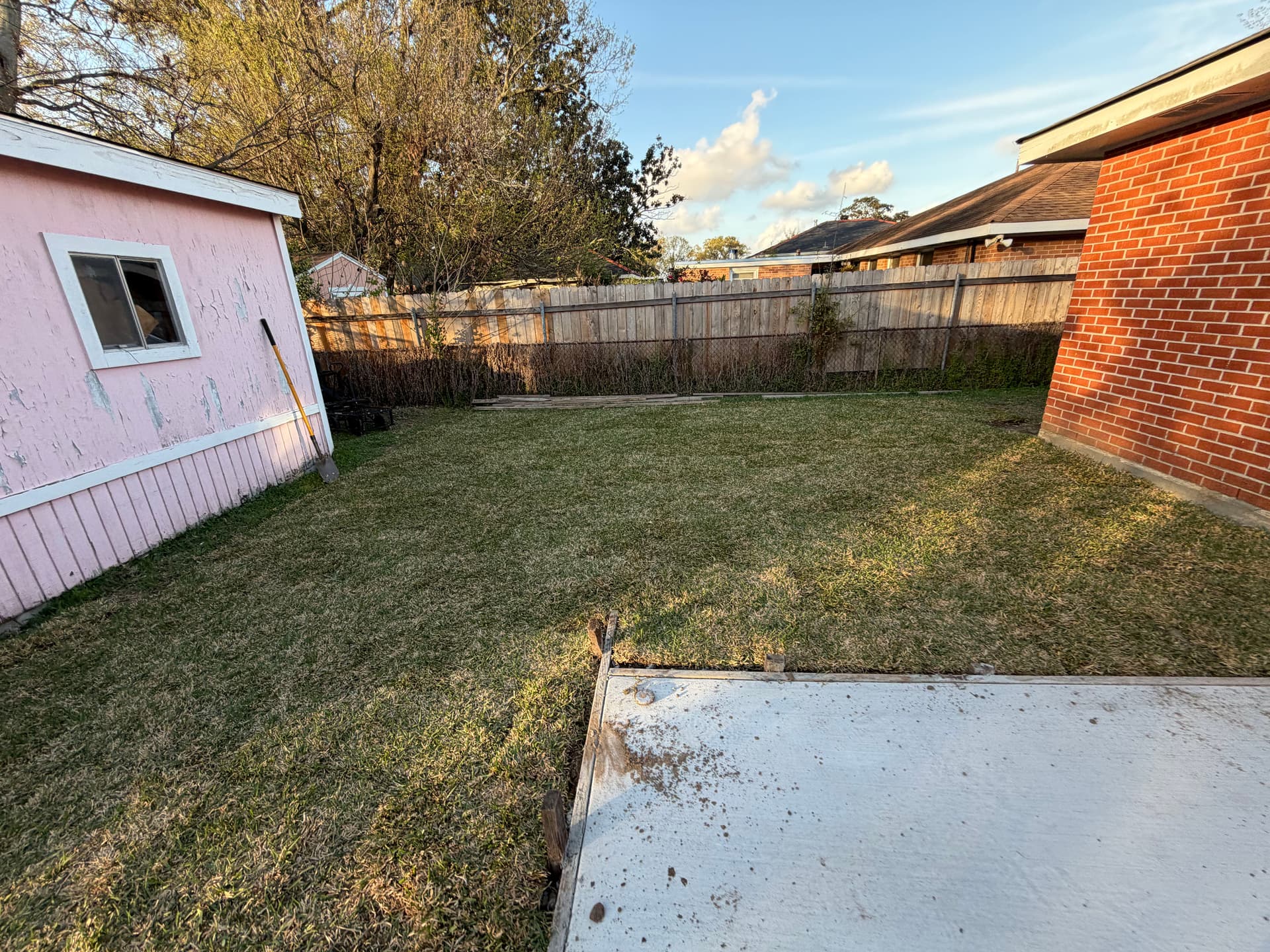 Gallery photos for Backyard Lawn Makeover with St. Augustine Grass: Image #3