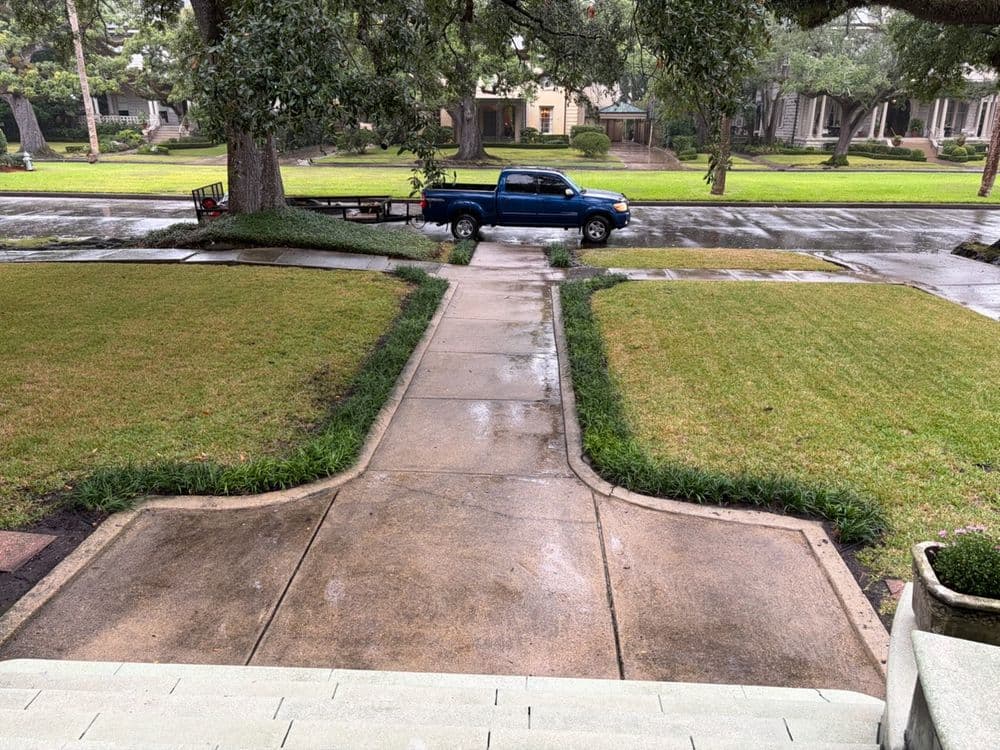 Gallery photos for Charming Residential Landscaping in New Orleans: Image #1